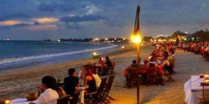 Read more about the article Jimbaran Bay Beach