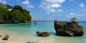 Read more about the article Padang Padang Beach